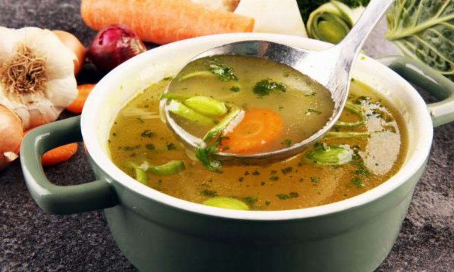 Χάστε κιλά εύκολα και γρήγορα: Η γευστική σούπα που επιταχύνει την απώλεια βάρους