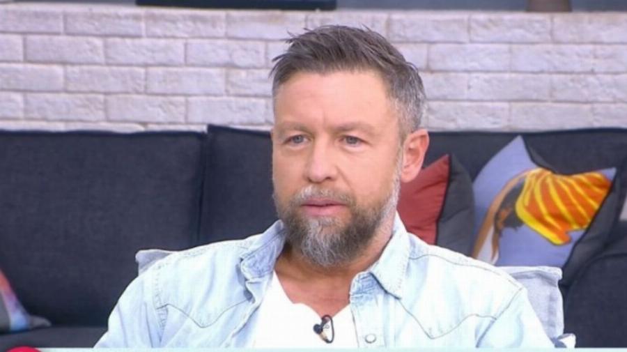 Είπε αυτό που σκεφτόμαστε όλοι: «Απασφάλισε» ο Γιάννης Βαρδής για τον έρωτα Μπισμπίκη-Βανδή