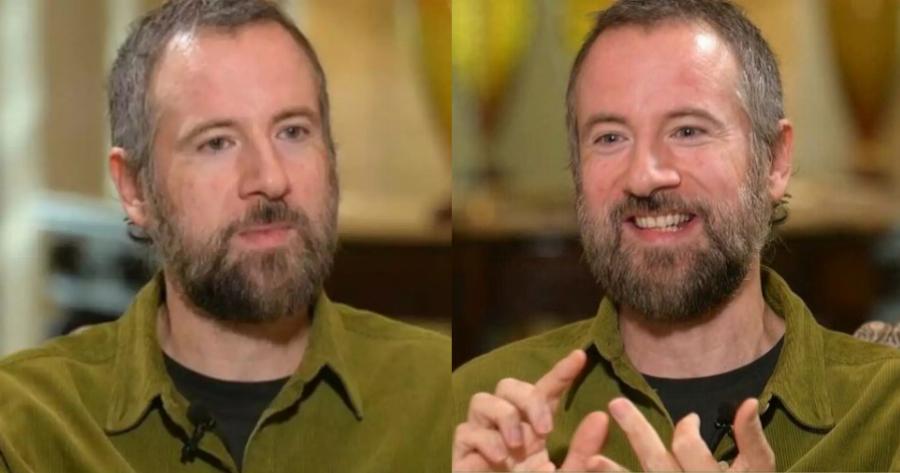 Κωστής Μαραβέγιας: «Όλοι έχουμε θηλυκή πλευρά, άλλα κάποιοι την πνίγουμε, γιατί θεωρούμε ότι πρέπει να είμαστε πιο αρσενικά»