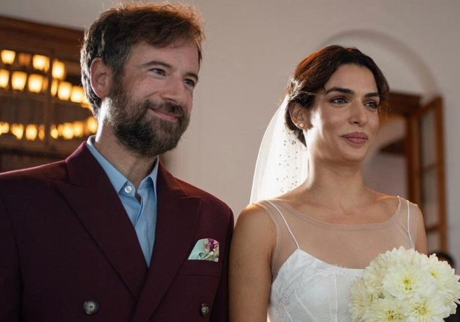 Συγκινεί ο Κωστής Μαραβέγιας: «Μου παρουσιάστηκε πριν 20 χρόνια, όλοι κουβαλάμε έναν σταυρό»