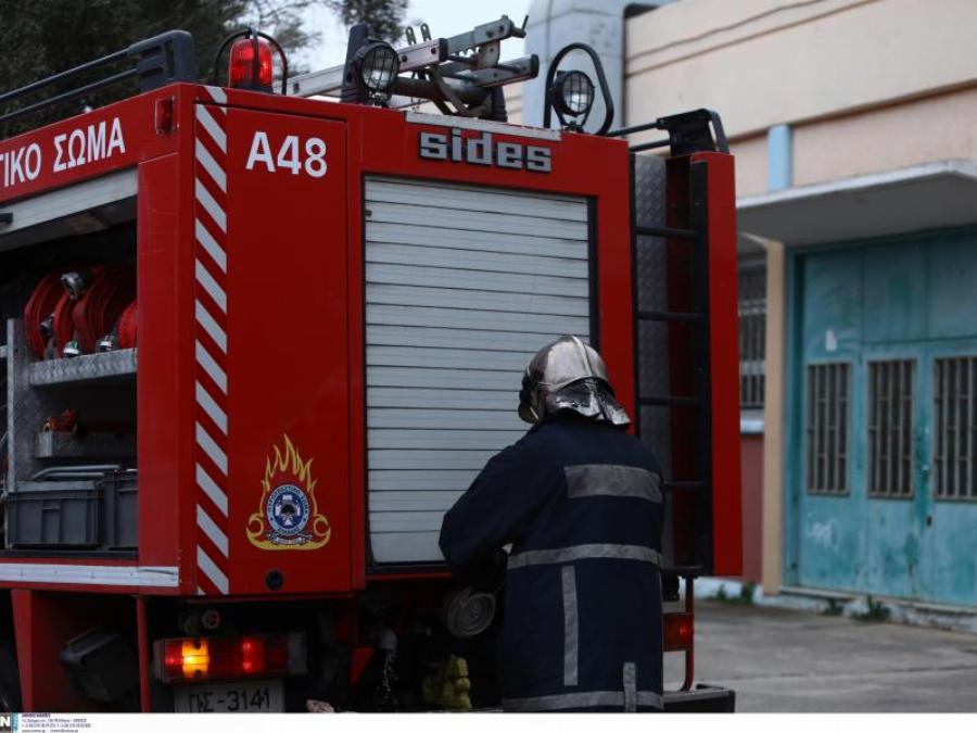 Σάστισαν οι πυροσβέστες: Νεκρός 25χρονος, που κάηκε ζωντανός μέσα σε εγκαταλελειμμένο κτήριο στα Μέγαρα