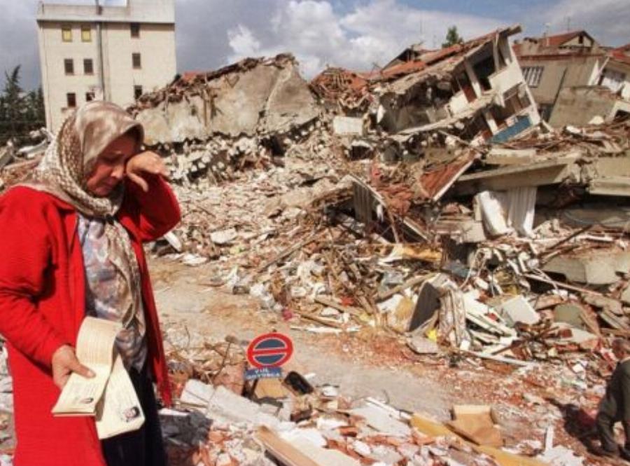 Όλο το Ίντερνετ μιλάει για τον Κανάκη: Ο Αντώνης είπε σε 3 λεπτά όσα σκέφτηκαν όλοι μας για το σεισμό της Τουρκίας