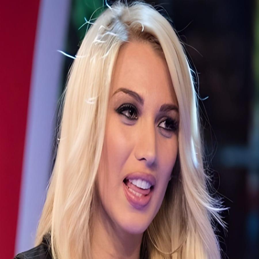 «Γίναμε 40 ημερών και πήραμε την ευχούλα μας»: Η Κωνσταντίνα Σπυροπούλου βγήκε βόλτα με τον γιο της