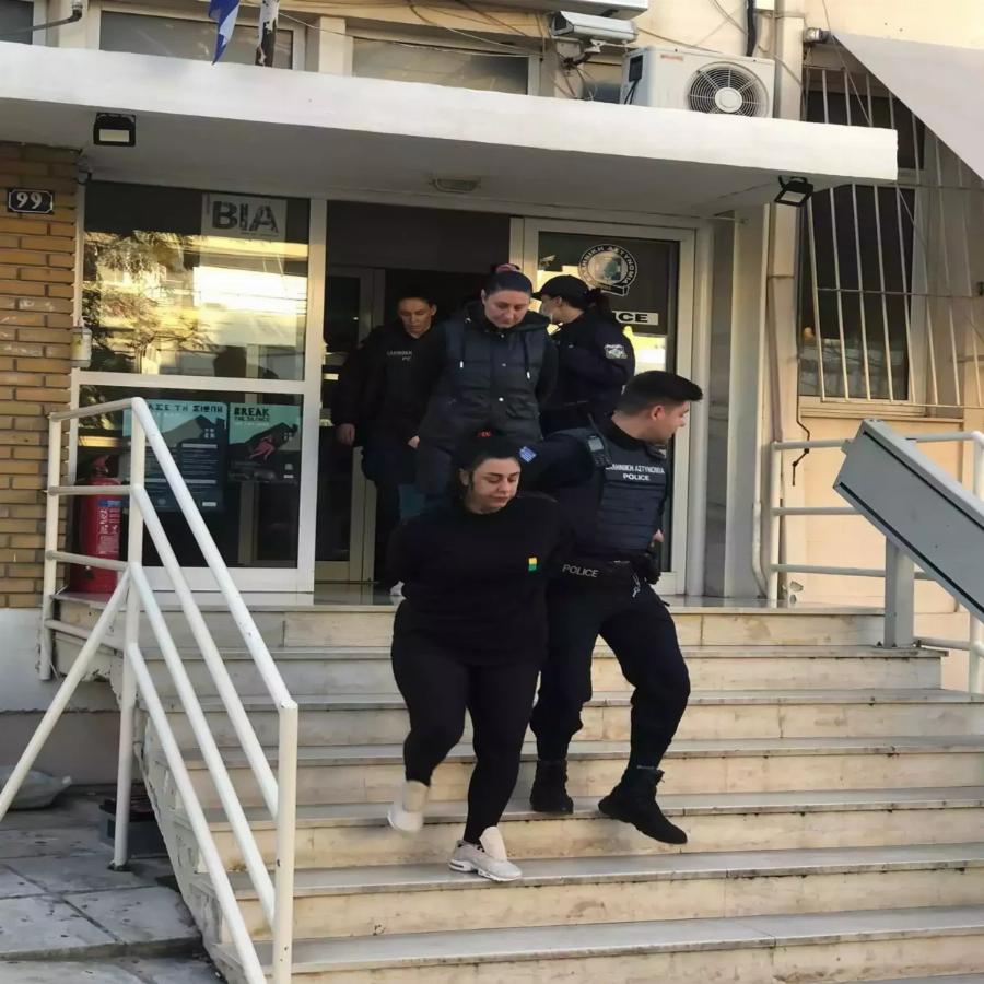 Συνελήφθη η Super Κική: Με χειροπέδες στον Εισαγγελέα η γνωστή influencer