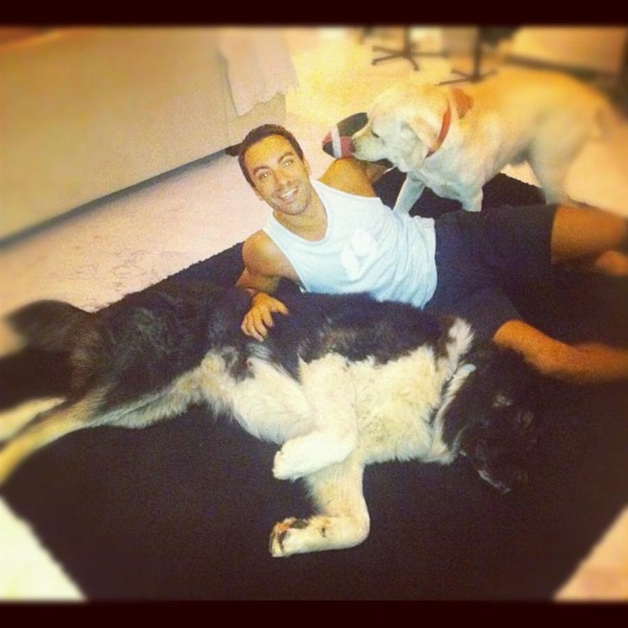 Νέα στέγη ψάχνουν Τανιμανίδης και Μπόμπα: «Θέλουμε διαμέρισμα με θέα την Ακρόπολη σε λογική τιμή»