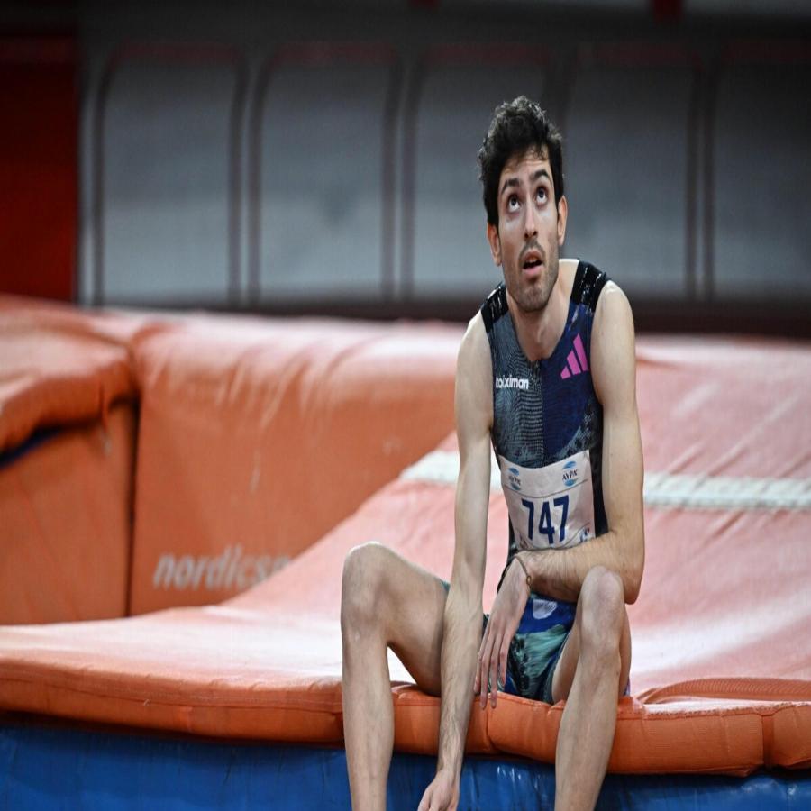 Δίνει ρεσιτάλ ο θεούλης Μίλτος Τεντόγλου: «Θέλω να ζητήσω μια συγνώμη, σήμερα θα πήγαινα 8,60»