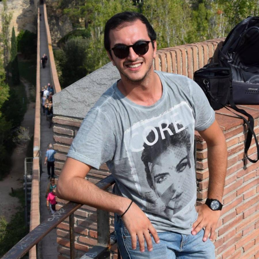 Συγκινεί ο θείος του 31χρονου Σμηναγού: «Ήταν το όνειρό του, δεν το έκανε για τα λεφτά. Ελπίζουμε ακόμη»