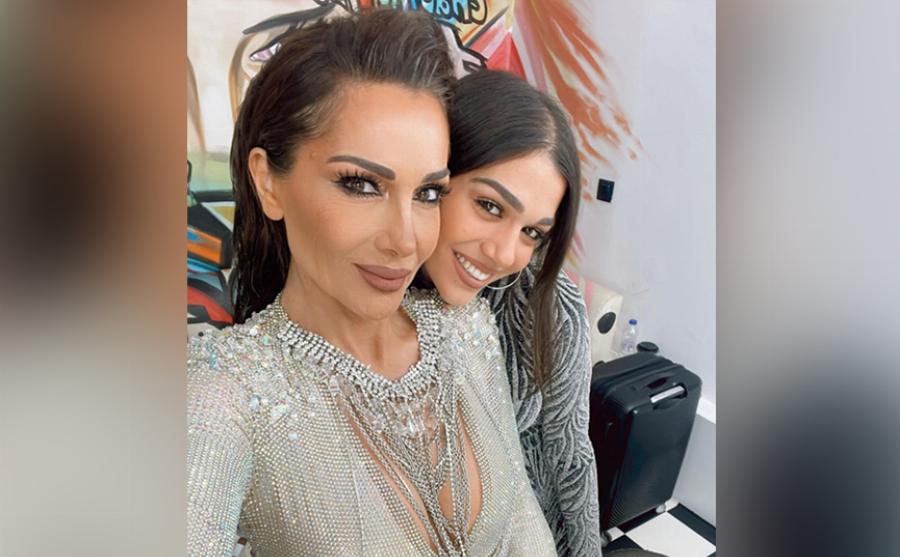 Χωρίς τον Βασίλη Μπισμπίκη: Οι κάμερες έπιασαν τη Δέσποινα Βανδή να ταξιδεύει μόνη για Λονδίνο