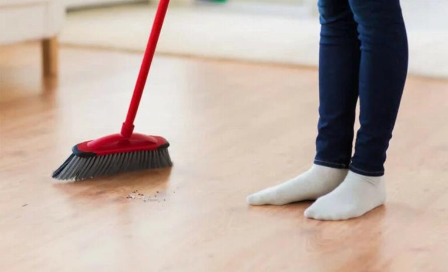 Βλάπτουν σοβαρά την υγεία: 10 πράγματα που κάνουμε καθημερινά και προκαλούν ζημιά στο σπίτι και στον οργανισμό μας