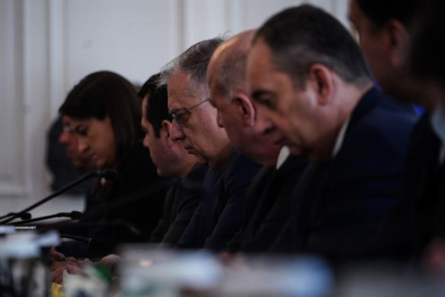 Συντετριμμένος ο Άδωνις Γεωργιάδης: Βαρύ το κλίμα στο υπουργικό συμβούλιο για τα Τέμπη