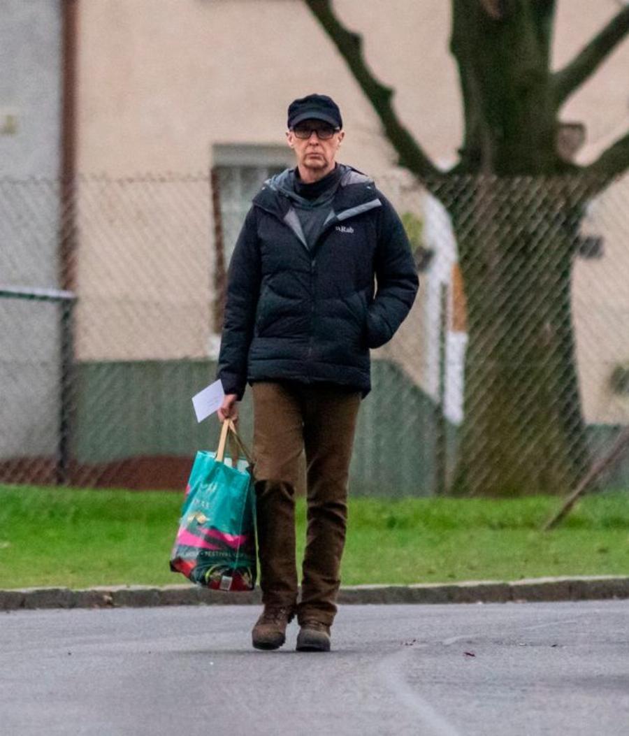 Δεν τον κατάλαβε κανείς: Αυτή είναι η ιστορία 30χρονου που παρίστανε τον μαθητή λυκείου, πέρασε στην Ιατρική και τον αποκάλυψε ο γείτονας