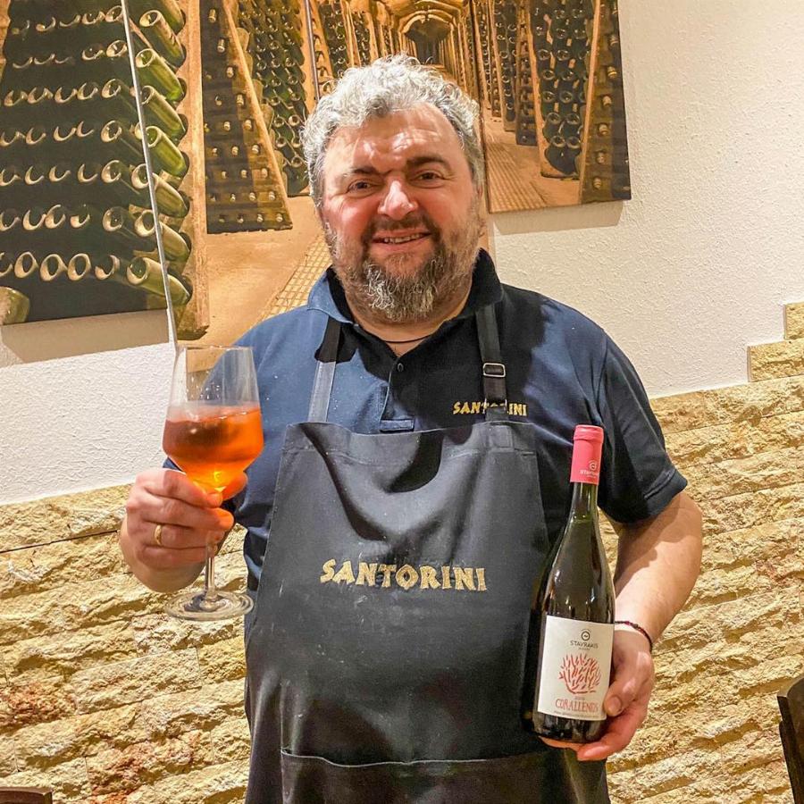 Δεν το πίστευε η σύζυγός του:: «Έφυγε» ξαφνικά στα 56 του χρόνια ο αγαπητός επιχειρηματίας Κώστας Πέτσας