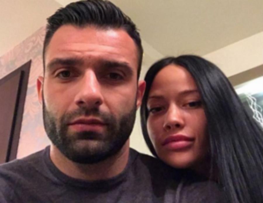 Δεν το περίμενε κανείς: Σε σχέση γνωστός ποδοσφαιριστής της ΑΕΚ με πασίγνωστη ξανθιά ηθοποιό