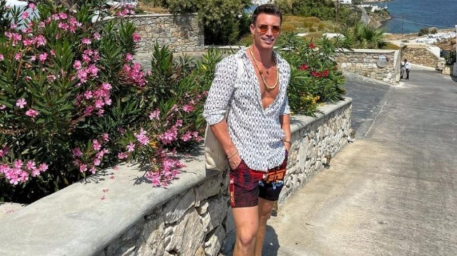 Στα «μαύρα ντύθηκε» το Instagram: 35χρονο μοντέλο και influencer αυτοκτόνησε πέφτοντας στο κενό