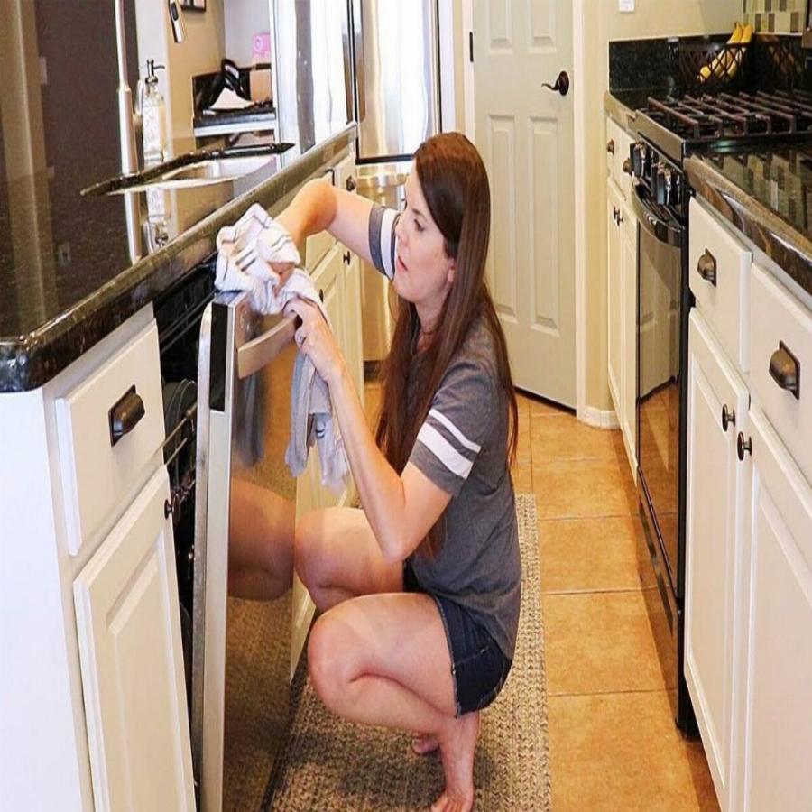 Πολύτεκνη μητέρα ξεσπά: «Έχω 9 παιδιά κι ένα σπίτι πάντα πεντακάθαρο, αν θέλεις, γίνεται, αφήστε τις δικαιολογίες»