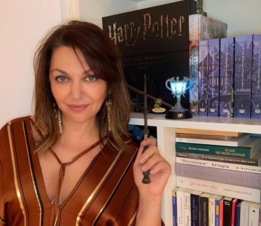 Κήπος, πισίνα και αμέτρητες κιθάρες: Το διώροφο παλάτι της Γαρμπή και του Σχοινά στη Νέα Ερυθραία