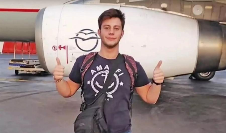 «Ευχαριστώ τον κόσμο που προσεύχεται για το παιδί μου»: Ράγισε καρδιές η μητέρα του 20χρονου Γεράσιμου που παλεύει για τη ζωή του στη ΜΕΘ