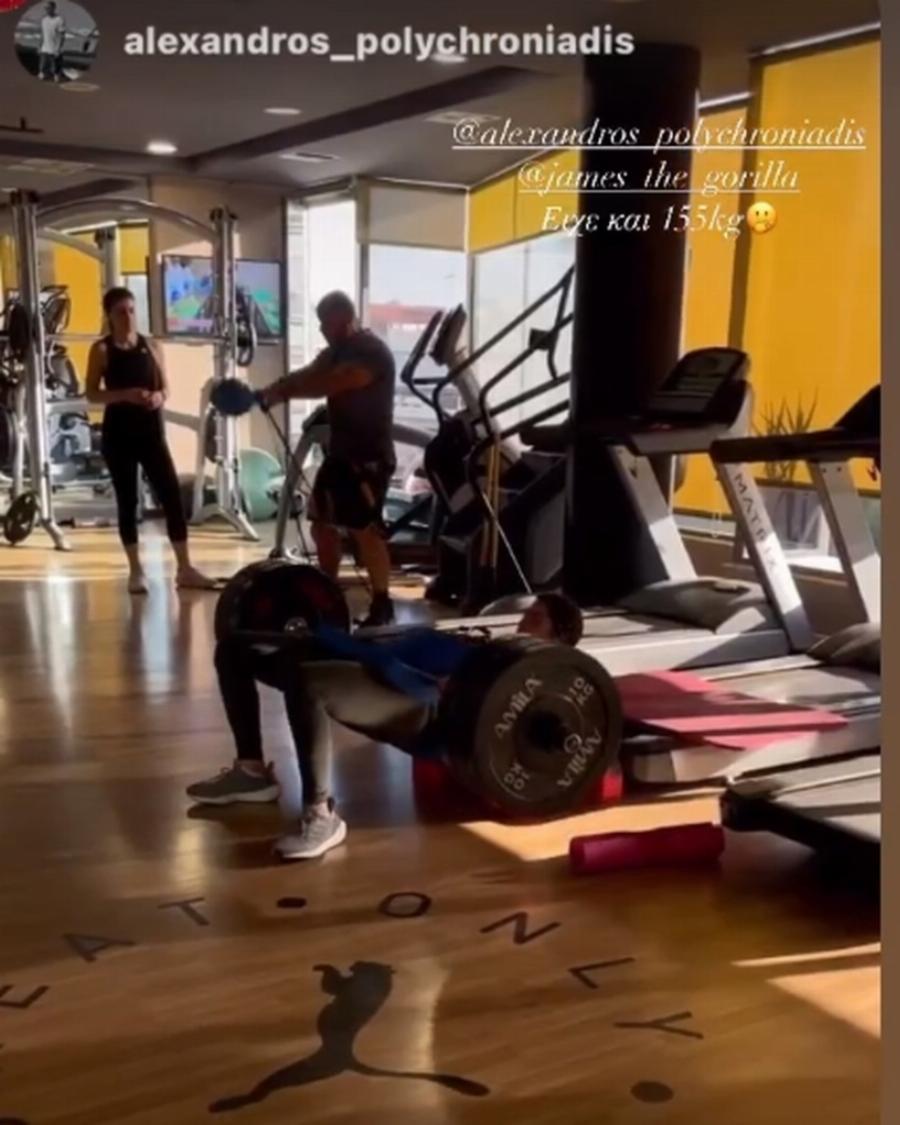 Σήκωσε 120 κιλά και «τρέλανε» το διαδίκτυο: Χαμός με τη Μελίνα Νικολαϊδη και τον Αλέξανδρο Πολυχρονιάδη που γυμνάζονται μαζί
