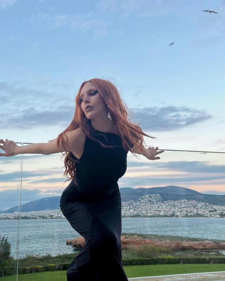 Ολόιδια με τη Φουρέιρα: Η Τάμτα στα 42 της, έκανε την μεγαλύτερη αλλαγή που έχει κάνει ποτέ και έγινε αγνώριστη