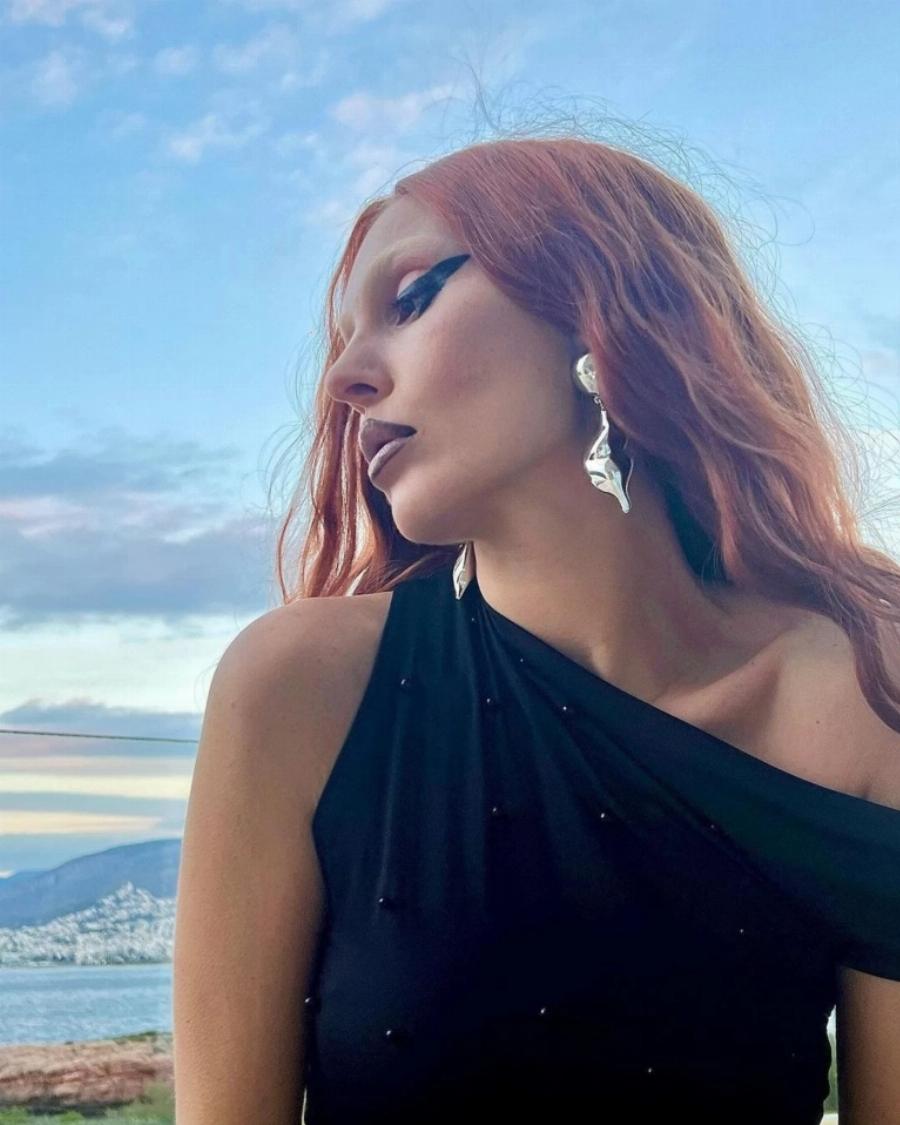 Ολόιδια με τη Φουρέιρα: Η Τάμτα στα 42 της, έκανε την μεγαλύτερη αλλαγή που έχει κάνει ποτέ και έγινε αγνώριστη