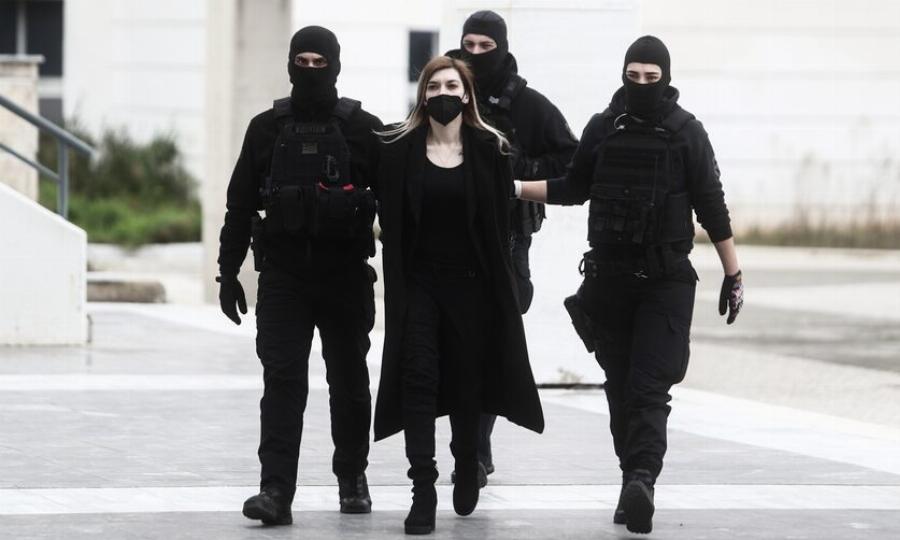 Λύγισε η Ρούλα Πισπιρίγκου: Ανατριχίλα από την περιγραφή του αναισθησιολόγου για την ανάνηψη της Τζωρτζίνας