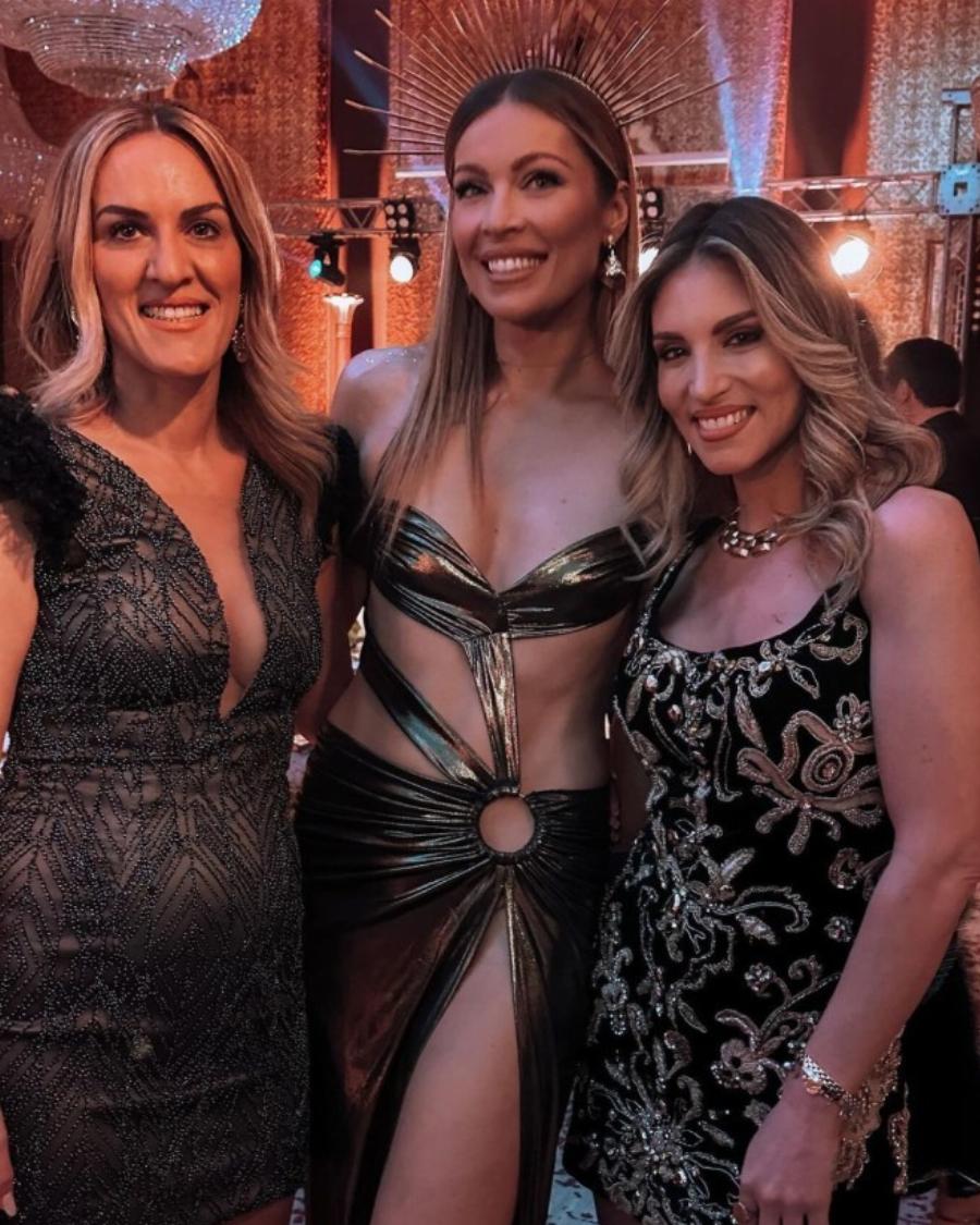 «Λίγη ντροπή, επίδειξη πλούτου από μια νεόπλουτη»: Κράξιμο δίχως τέλος στη Χρουσαλά για το χλιδάτο πάρτι στο Κάιρο