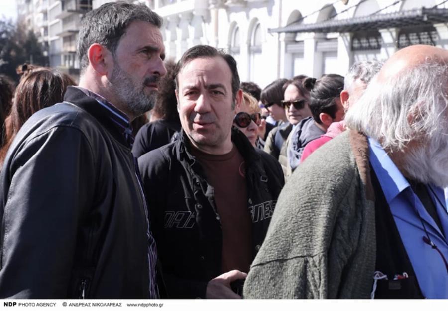 Ο καλλιτεχνικός κόσμος έδωσε το “παρών” για τα Τέμπη: Πολλοί γνωστοί ηθοποιοί και καλλιτέχνες στη συγκέντρωση