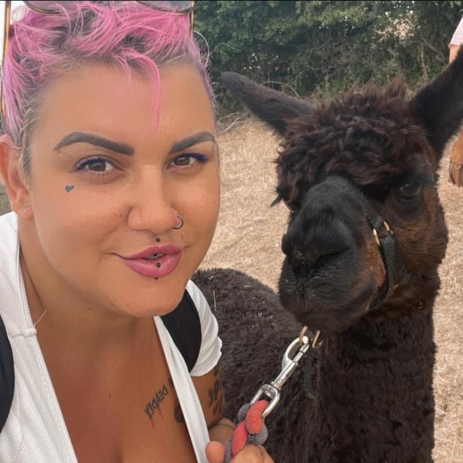 Aδυνάτισε, άλλαξε χτένισμα και γέμισε τατουάζ: Έτσι είναι σήμερα η Μάρλεν του Masterchef παράτησε τη μαγειρική κι έγινε μοντέλο