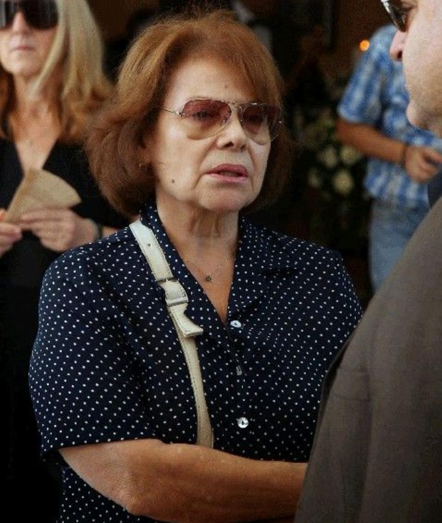 Όλοι την αναγνώρισαν: Η Πίτσα Παπαδοπούλου μέσα στο μετρό να τραγουδάει εκπληκτικά επειδή της το ζήτησε επιβάτης