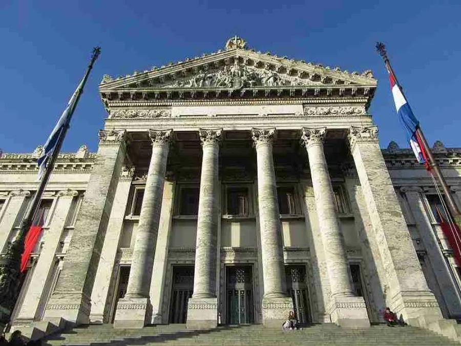 Λίγοι το ήξεραν: Η χώρα όπου χιλιάδες πολίτες της μιλούν άπταιστα ελληνικά και γιόρτασαν την 25η Μαρτίου