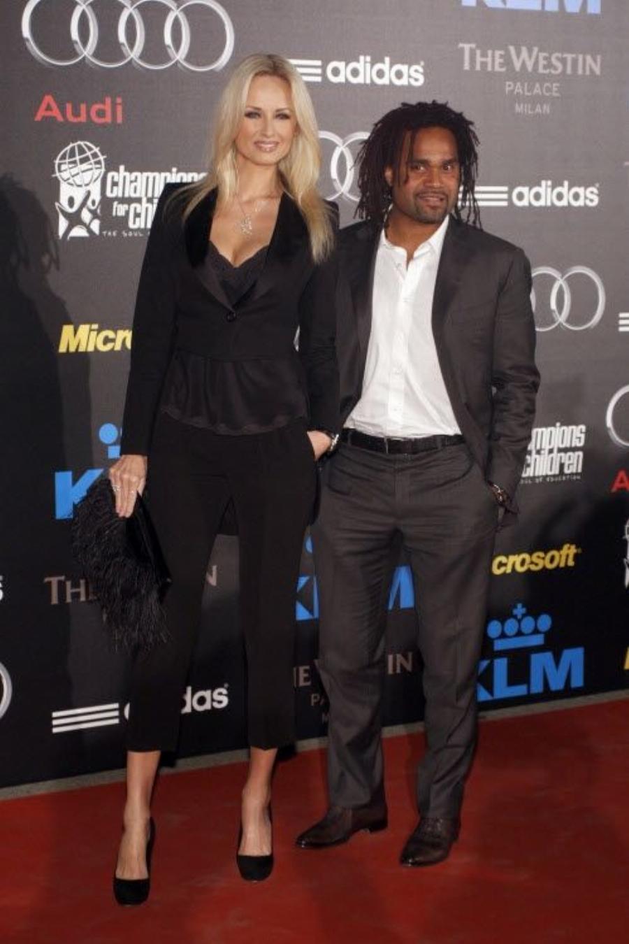 Στα 50 της είναι πιο όμορφη από ποτέ: Η Αντριάνα Σκλεναρίκοβα δεν έχει κάνει ούτε μία πλαστική και βάζει κάτω και τις 20αρες