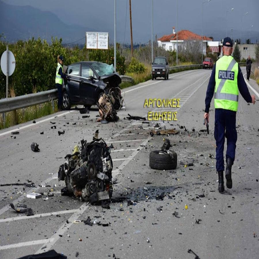 Τραγωδία με μετωπική σύγκρουση στην Αγρολίδα:  Νεκρή μία γυναίκα στο τροχαίο