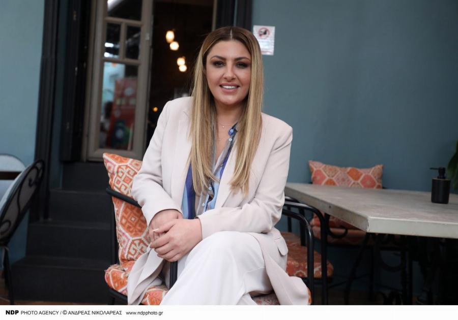 «Μην τρελαθούμε πια»: Έξω φρενών ο Καλλιάνος με τη δήλωση της Παπαρίζου για τα άφυλα παιδιά – Η οργισμένη ανάρτησή του