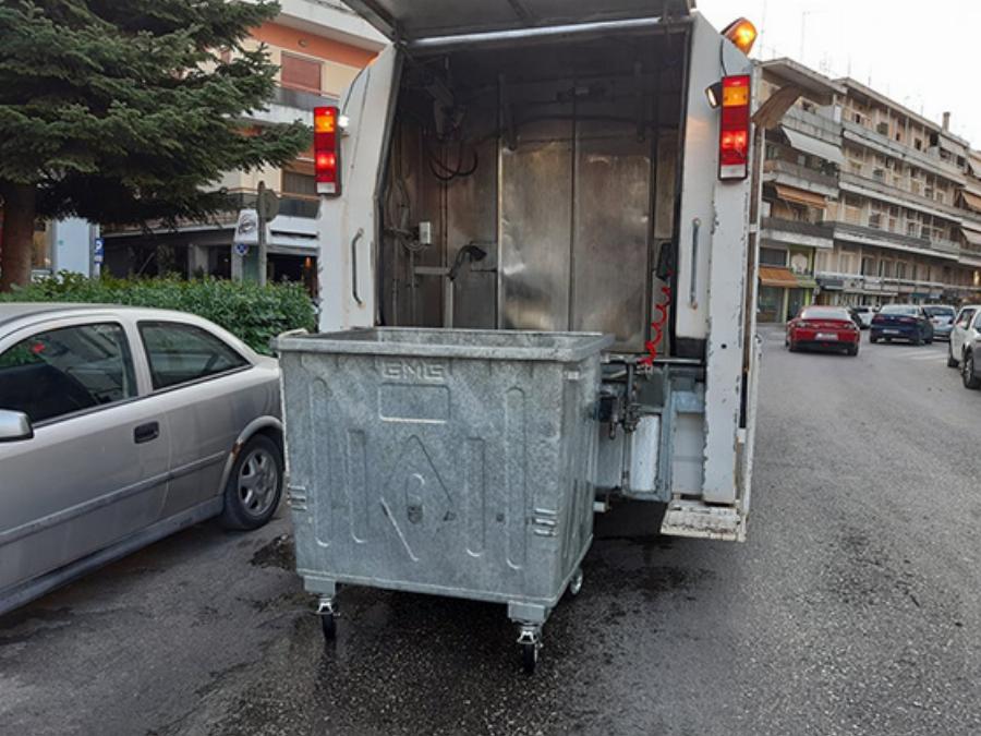 Ο «Απορριμματοφορέας» που σαρώνει το διαδίκτυο: Το νέο rock τραγούδι για τους εργαζόμενους στην καθαριότητα της χώρας