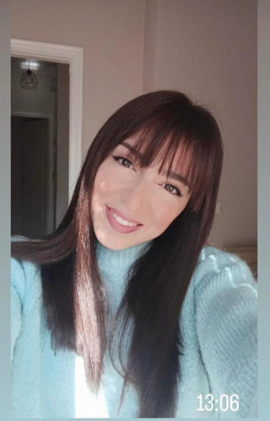 Ανανεωμένη και μια καλλονή: Η Λίλα του «Άκρως Οικογενειακόν» 20 χρόνια μετά είναι η πιο εντυπωσιακή μανούλα