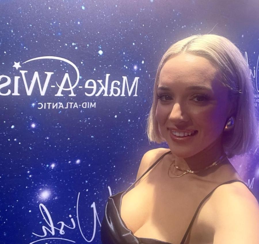 Κατάξανθο και ακόμα πιο κοντό: Η απίθανη αλλαγή της Καλομοίρας στην εμφάνισή της που ελάχιστες θα τολμούσαν