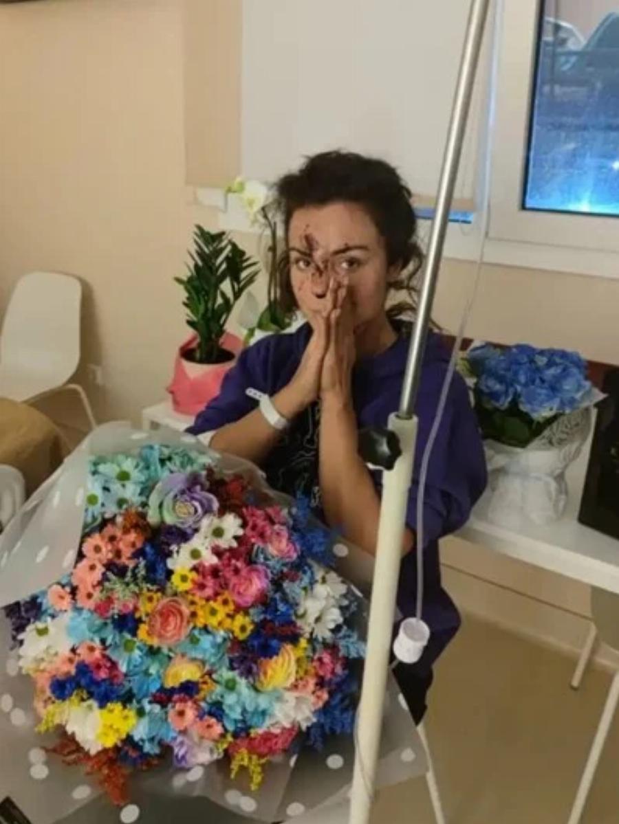 Καθηλώνει η Ευδοκία Τσαγκλή για την τραγωδία στα Τέμπη: «Έπρεπε να αποφασίσω αν θα καώ ή θα σπάσω τα κόκαλά μου»