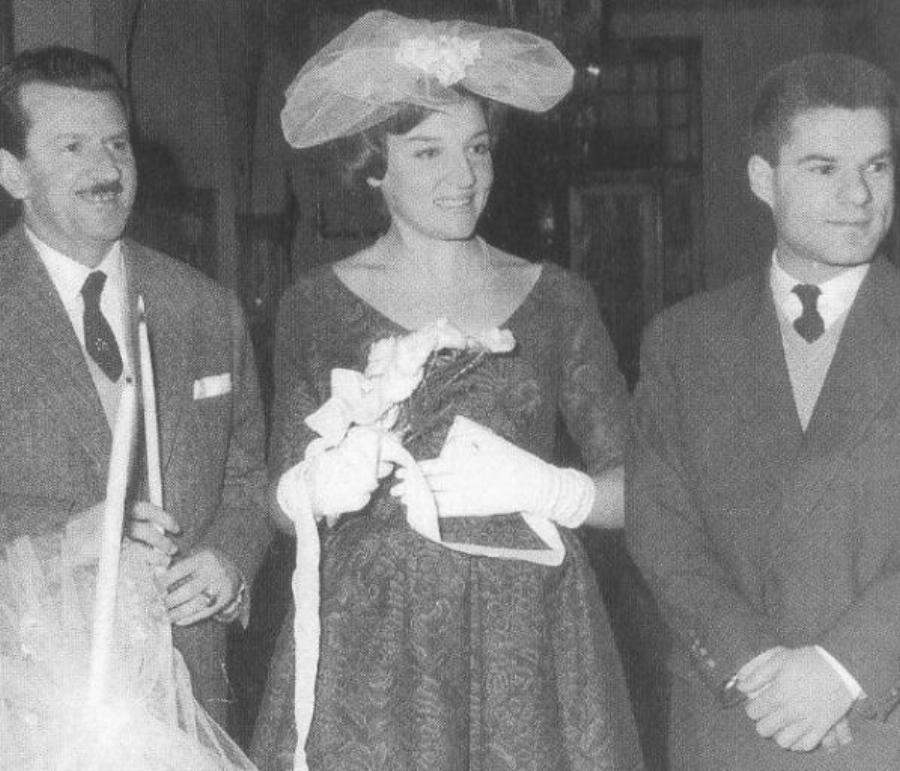 Μάρω Κοντού: Η σταρ του κινηματόγραφου, ο φαντασμαγορικός γάμος με τον Ντίντη, το νυφικό Dior και η απιστία με τη Βουγιουκλάκη