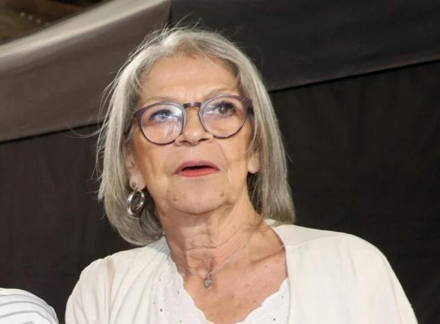 Δημόσια έκκληση από την Ματούλα: «Ένα σπίτι θέλω ρε παιδιά, δεν ζητάω τίποτε»