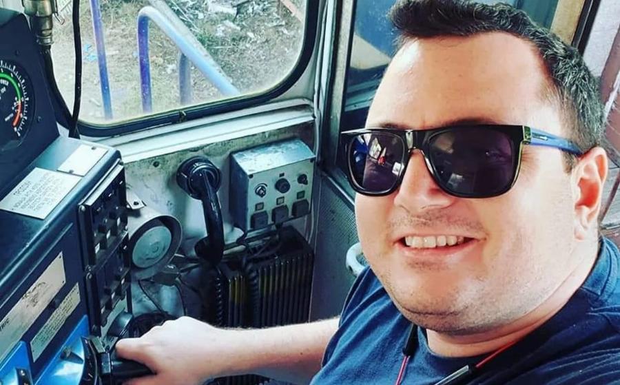 Μεγαλώνει η μακάβρια λίστα στα Τέμπη: Νέα παιδιά και οικογενειάρχες τα τραγικά πρόσωπα του φονικού δυστυχήματος