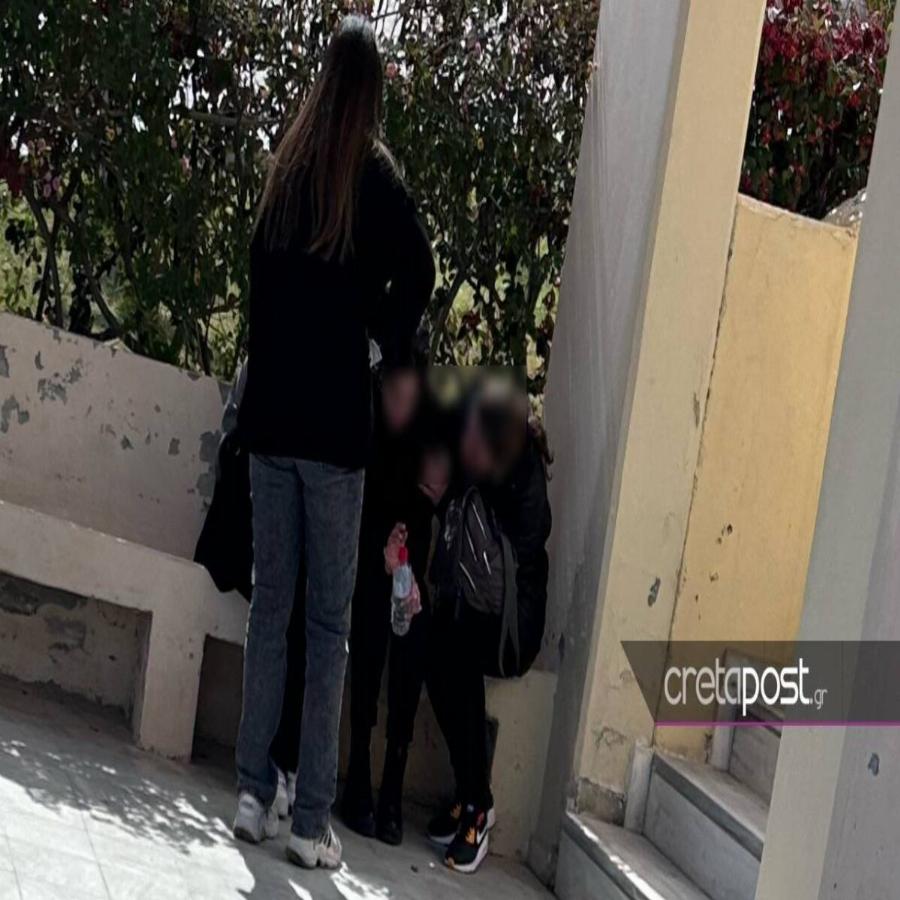 «Παιδάκι μου, παιδάκι μου»: Όλη η Ελλάδα δάκρυσε με τη μάνα της 50χρονης Μαίρης που «χάθηκε» στο κυλικείο του μοιραίου τρένου