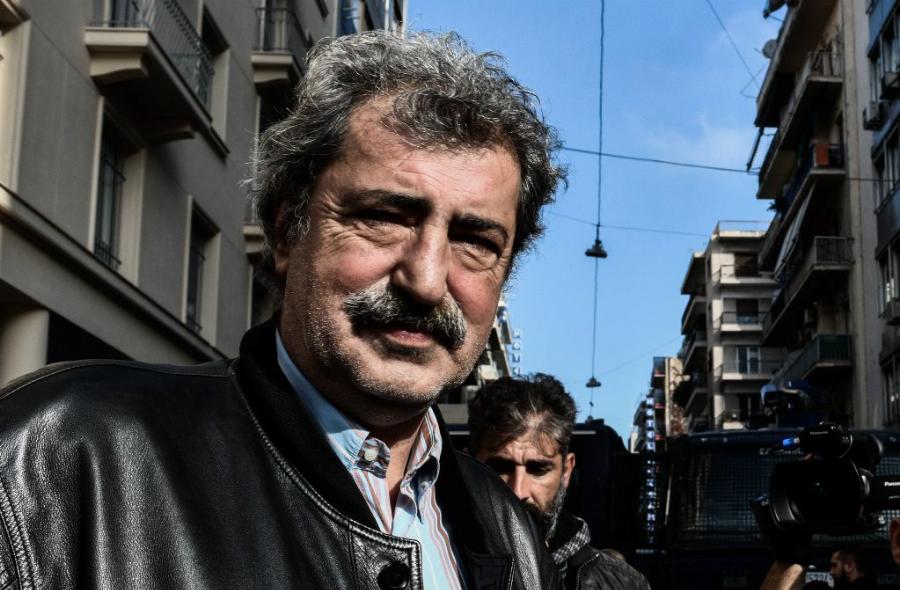 Πανύψηλη, καλλονή και με γαλάζια μάτια: Η κόρη του Παύλου Πολάκη θα μπορούσε άνετα να περπατάει στις πασαρέλες