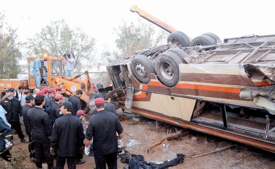 «Ξύπνησαν» εφιάλτες από το παρελθόν: Τα δυστυχήματα που «στοίχειωσαν» τα Τέμπη
