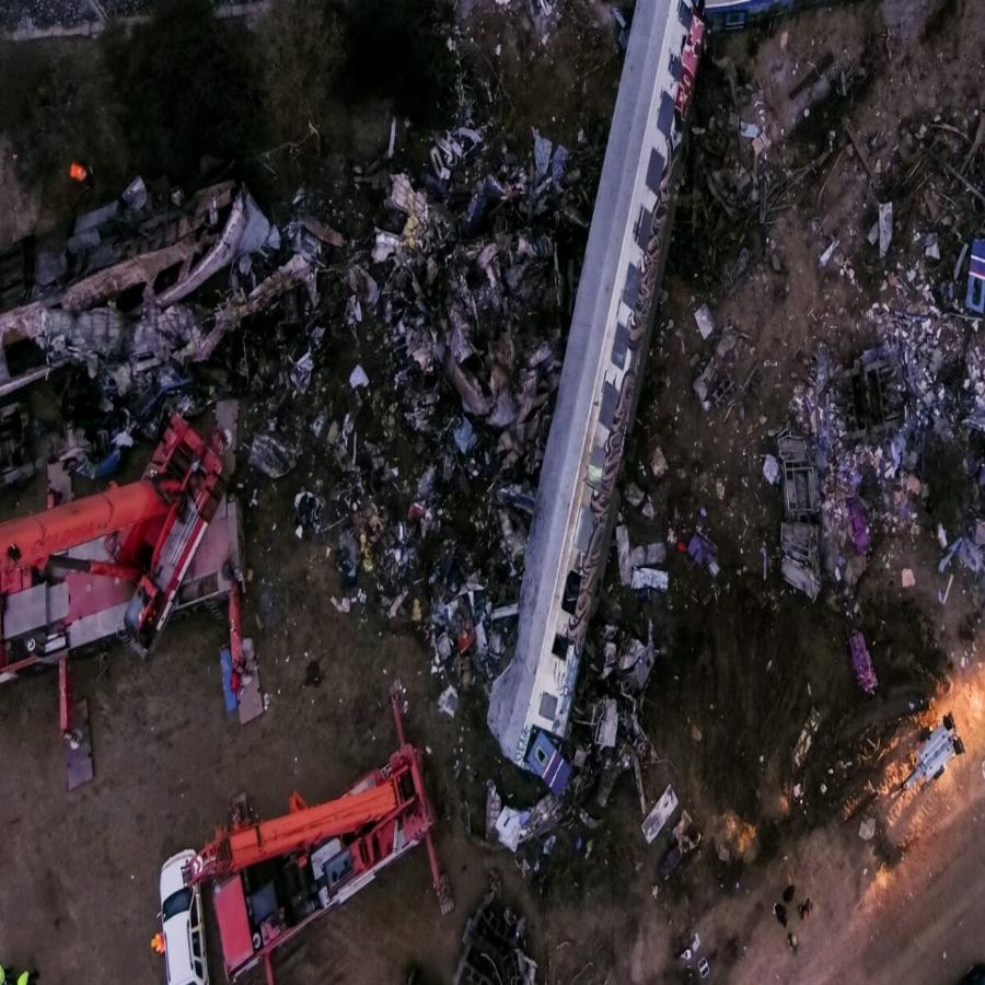 Το χρονικό πριν συμβεί η τραγωδία: Πως ο σταθμάρχης «έχασε» τα τρένα για 16 λεπτά, ο πίνακας που έδειχνε το τρένο και το μοιραίο λάθος