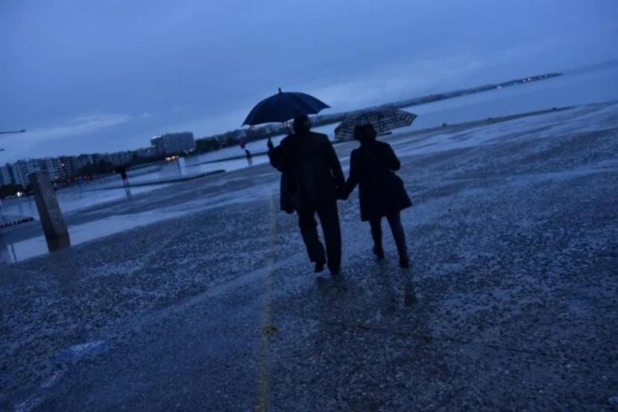 Επιδείνωση καιρού: Έρχονται βροχές και καταιγίδες – Που και πότε θα «χτυπήσει» η κακοκαιρία