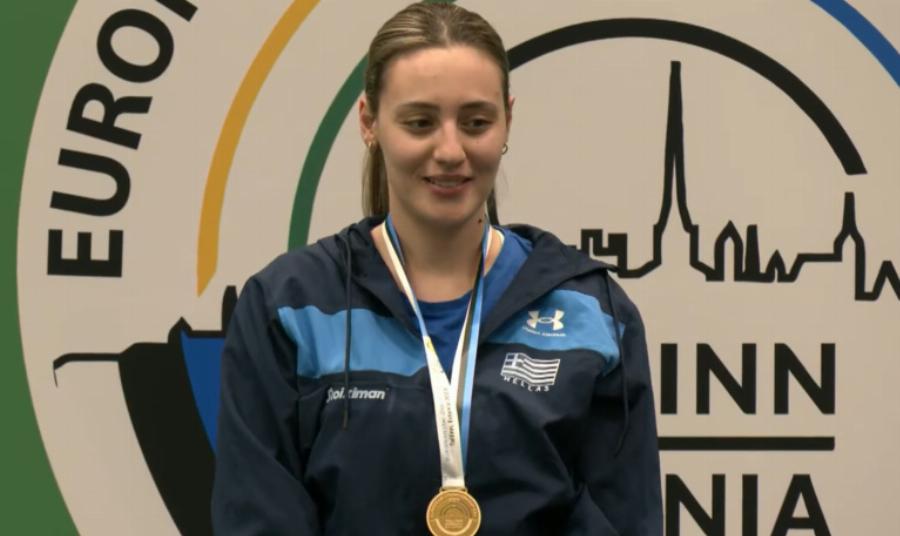 Χίλια μπράβο: Στο υψηλότερο βάθρο της Ευρώπης ξανά η Άννα Κορακάκη – «Χρυσή» στην σκοποβολή και στις καρδιές μας