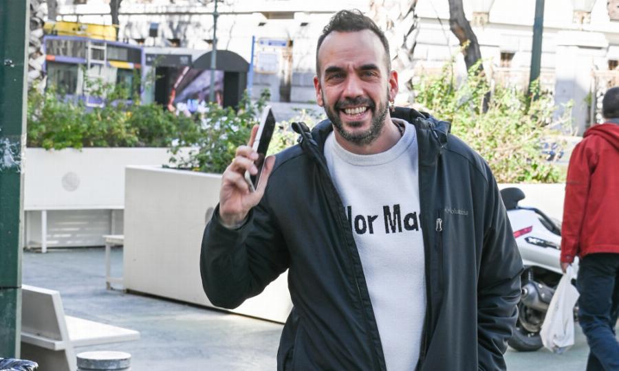 Χαρούμενα νέα για τον Μουζουράκη: Ανεβαίνει τα σκαλιά της εκκλησίας και γίνεται πατέρας – Η αναγγελία του γάμου