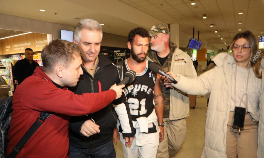 Έφτασε στην Ελλάδα ο Σχίζας: «Πληροφορήθηκα πως συμβαίνει κάτι πολύ σοβαρό»