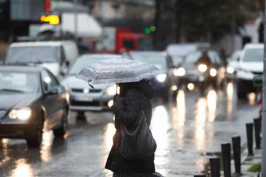 «Καταιγίδες, βροχές και άνοδος της θερμοκρασίας»: Προειδοποίηση από την Χριστίνα Σούζη για ισχυρές καταιγίδες