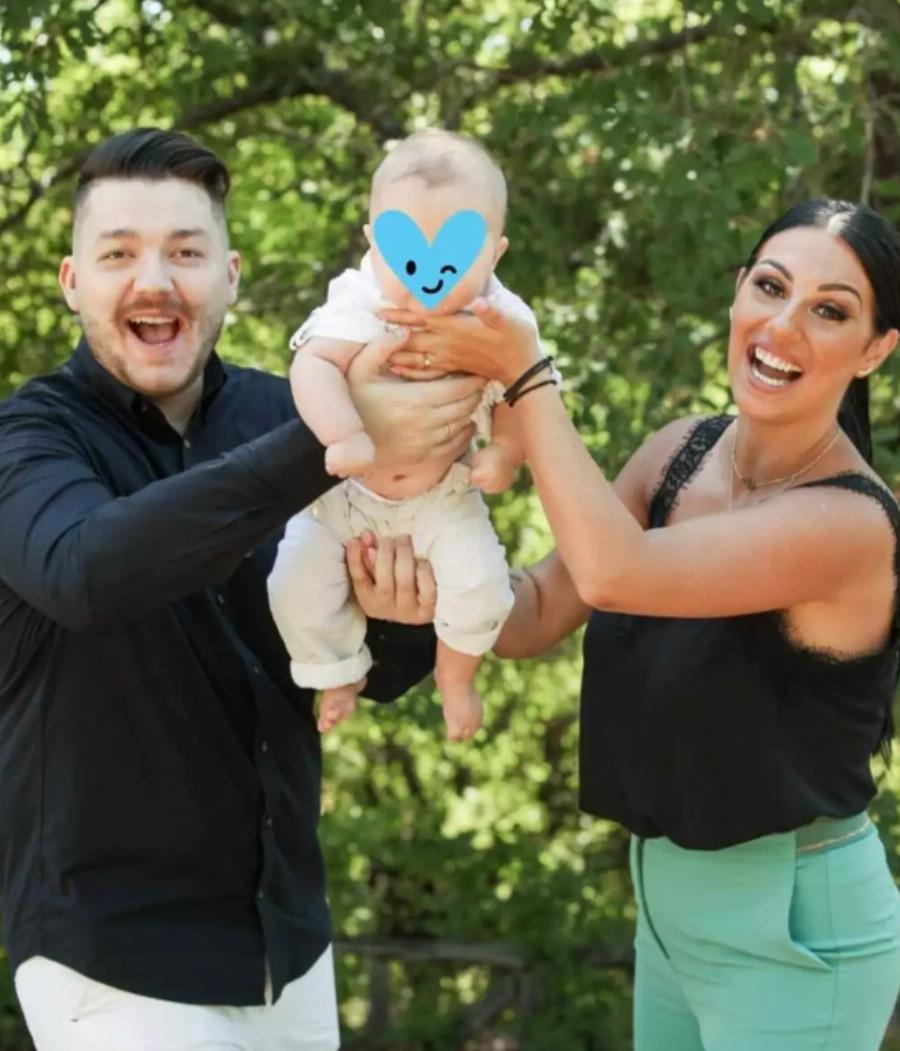 «Έκλαψα αλλά δεν στερεύει το δάκρυ»: Νεκρή η 34χρονη μητέρα από την Κατερίνη στη σύγκρουση τρένων στα Τέμπη